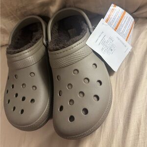 NWOT Crocs Unisex Men's and Women's Classic Lined Clog 203591 Walnut M9 W11